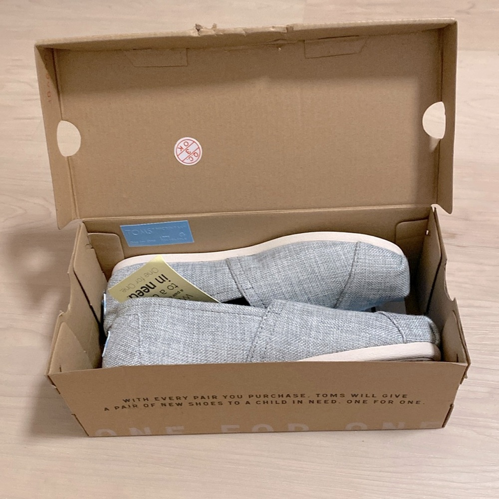 DRIZZLE GREY METALLIC WOVEN WOMEN'S CLASSICS